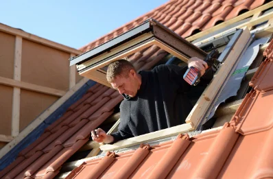 Pose de fenêtres de toit Velux à Cernusson